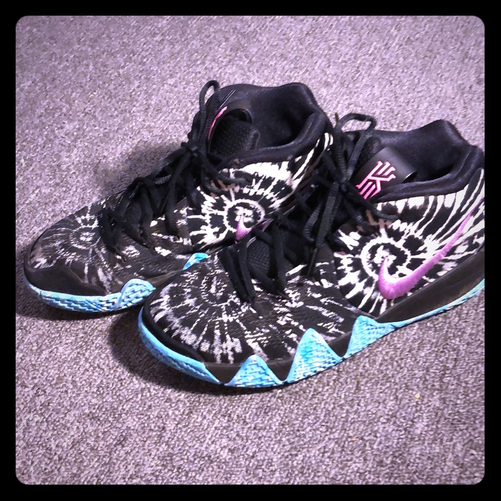Nike Kyrie 4